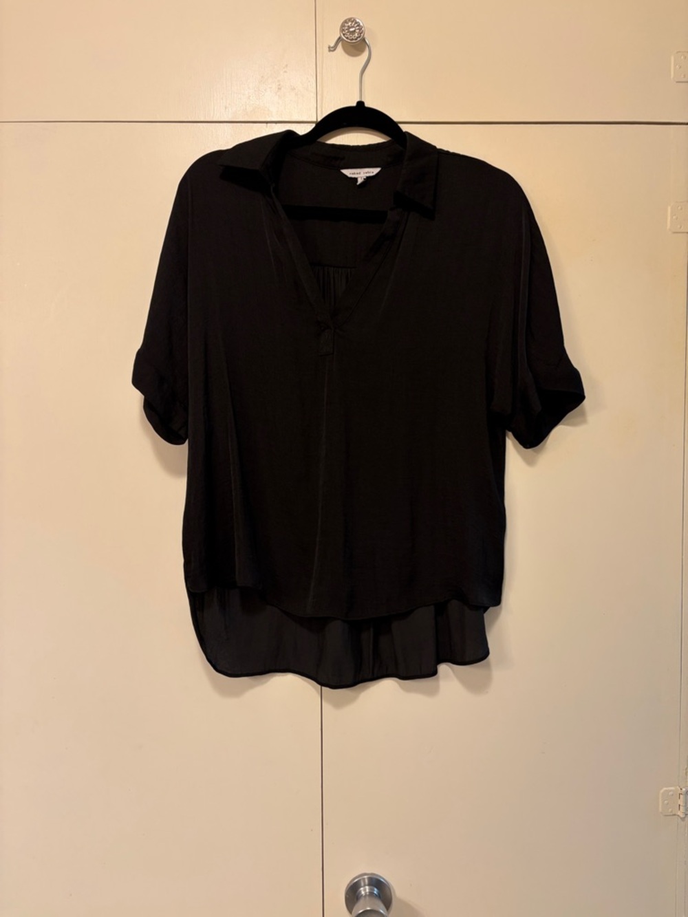 Naked Zebra Black V-Neck Short Sleeve Blouse